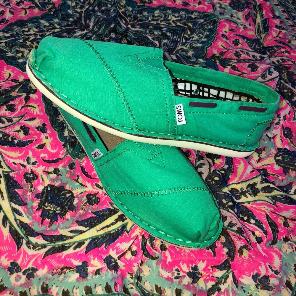 Turquoise TOMS
